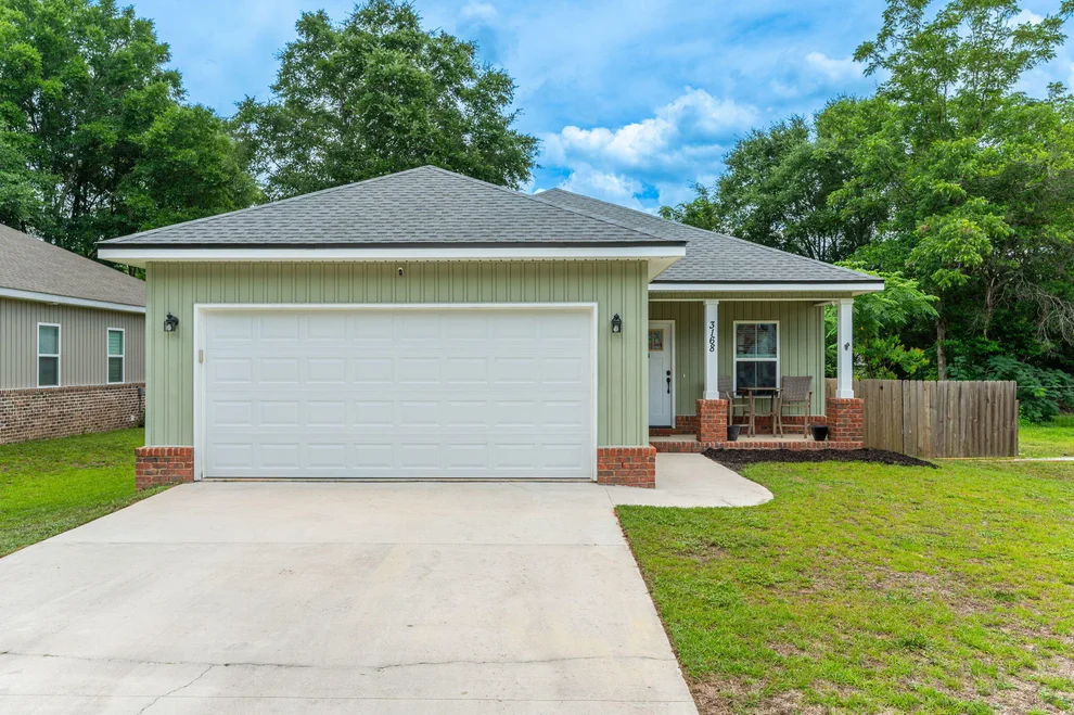Unit for sale at 3168 Maple Street, Crestview, FL 32539
