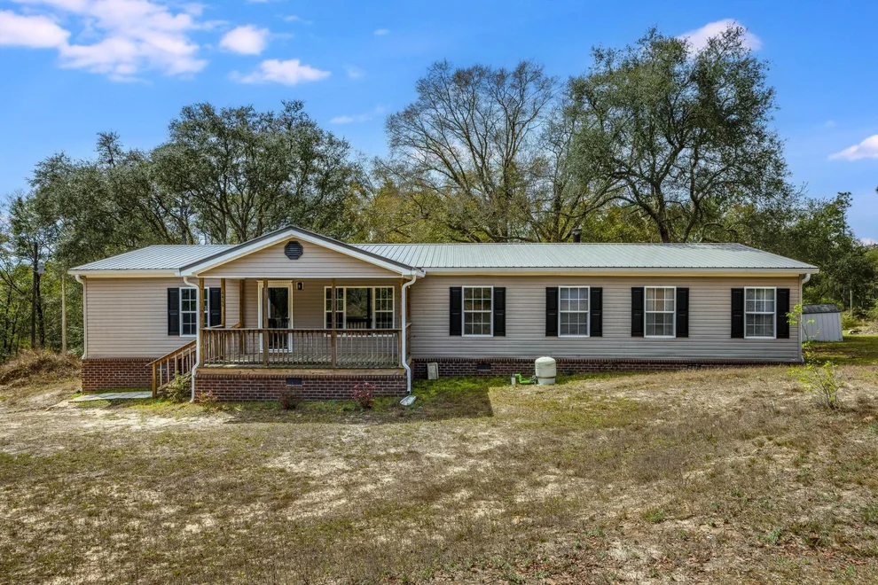 Unit for sale at 4400 Wilkerson Bluff Road, Holt, FL 32564