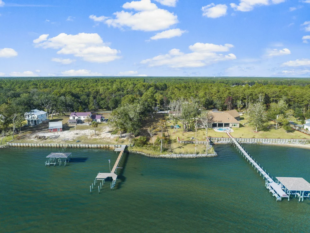 Unit for sale at 0 Red Barn Road, Freeport, FL 32439