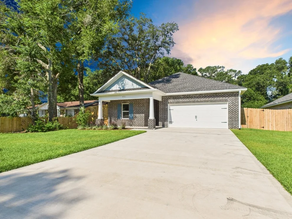 Unit for sale at 1470 Cypress Street, Niceville, FL 32578