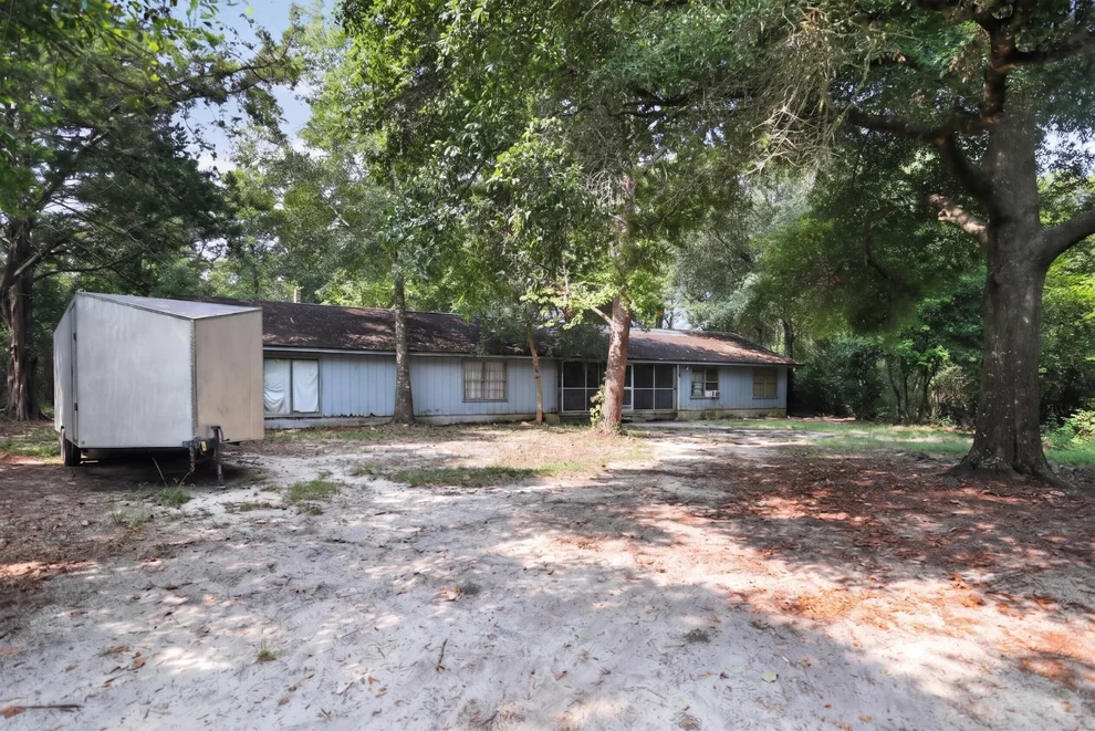 Unit for sale at 124 Ranger Road, DeFuniak Springs, FL 32433