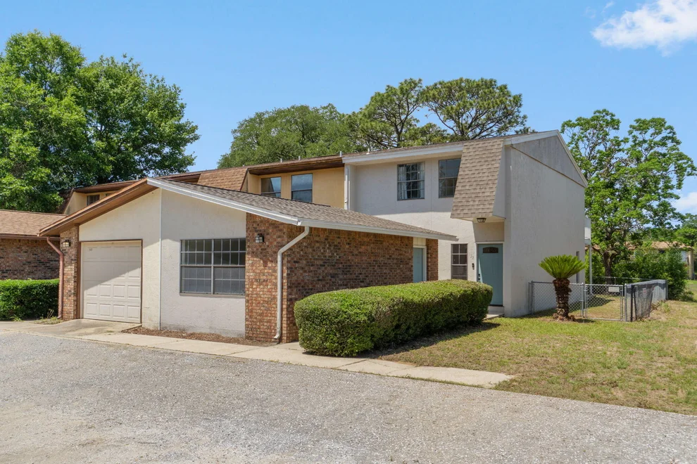 Unit for sale at 37 12Th Street, Shalimar, FL 32579