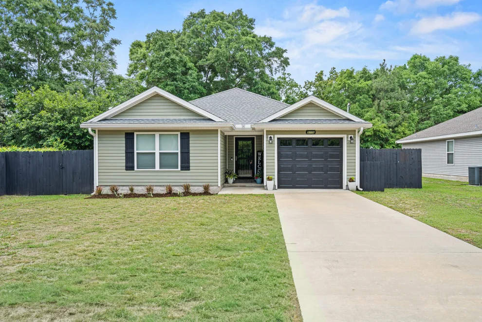 Unit for sale at 3172 Main Street, Crestview, FL 32539