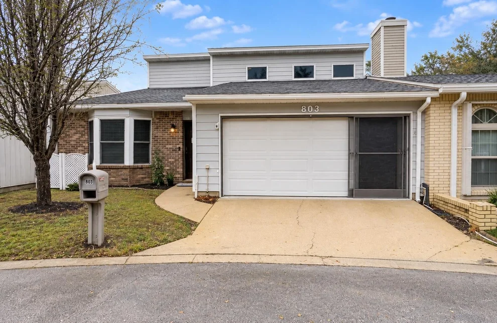 Unit for sale at 803 Holbrook Circle, Fort Walton Beach, FL 32547