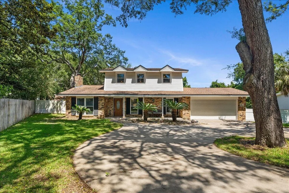 Unit for sale at 6 Krivik Court, Fort Walton Beach, FL 32547
