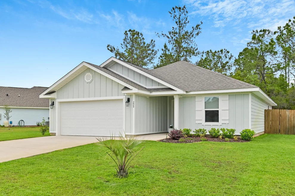 Unit for sale at 228 Sweet Blossom Bend, Freeport, FL 32439