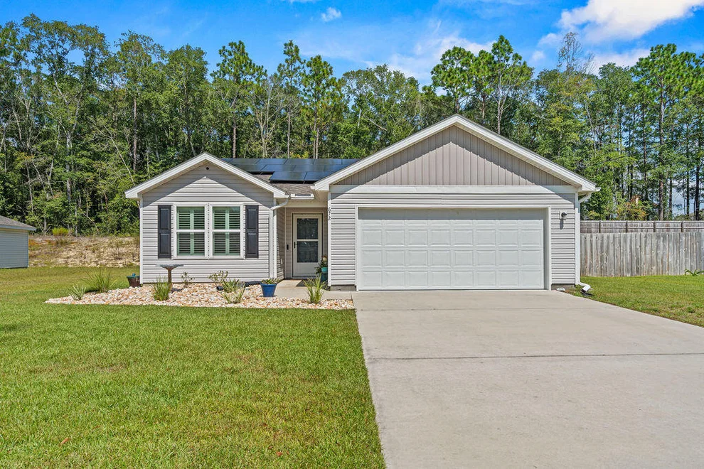 Unit for sale at 672 Squirrel Road, DeFuniak Springs, FL 32433
