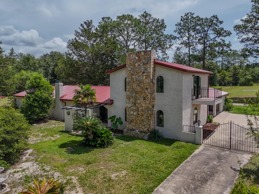 Unit for sale at 4594 State Highway 83 Highway, DeFuniak Springs, FL 32433