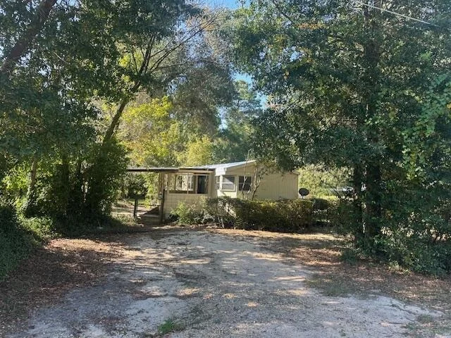 Unit for sale at 143 W Heather Avenue, DeFuniak Springs, FL 32433