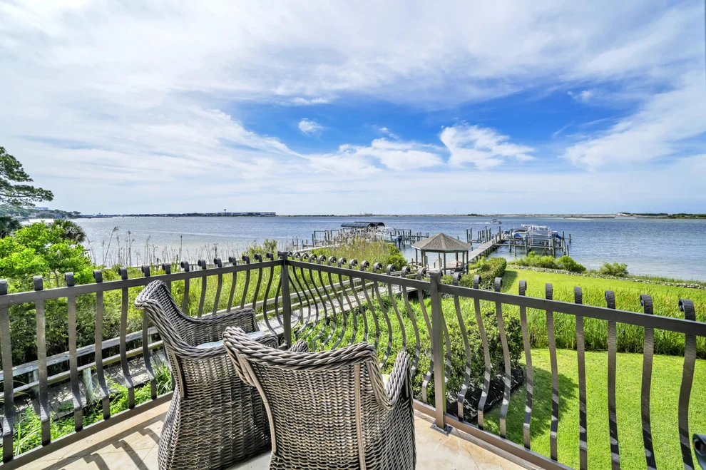 Unit for sale at 14 Islandview Drive, Mary Esther, FL 32569
