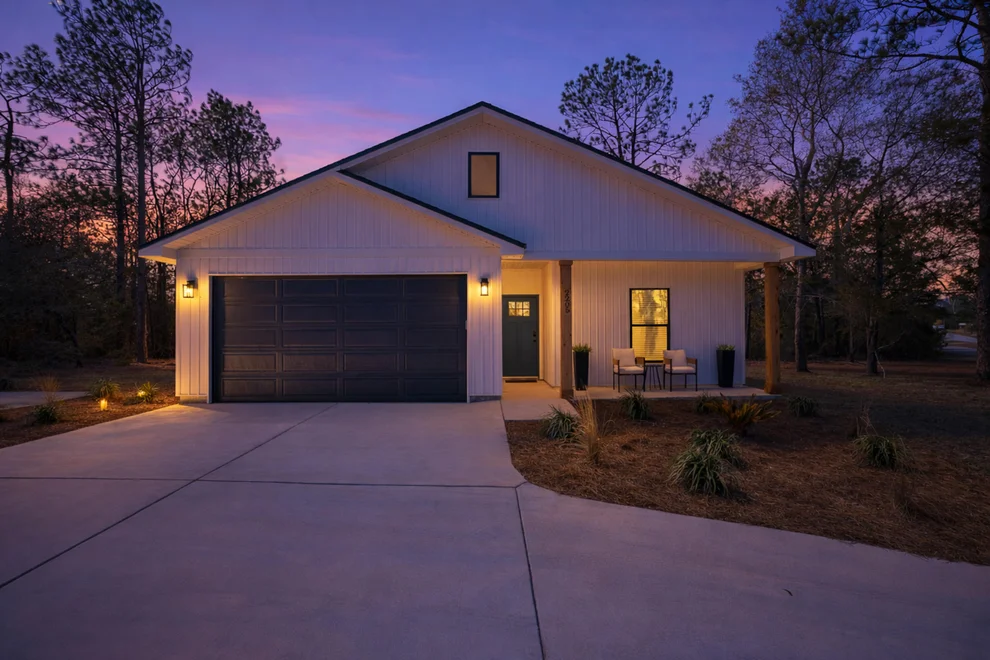 Unit for sale at 2013 Baldwin Street, Chipley, FL 32428
