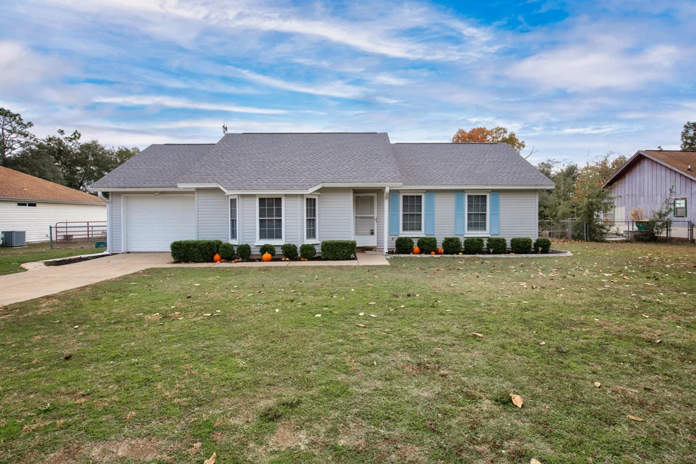 Unit for sale at 400 Brown Place, Crestview, FL 32539