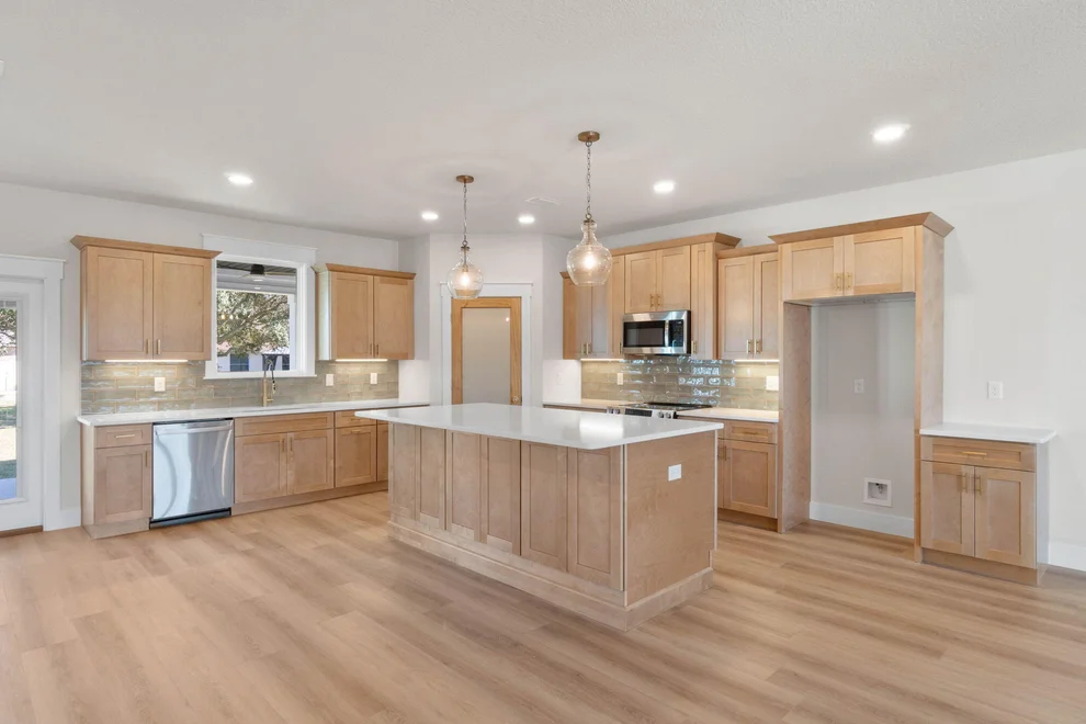 Unit for sale at 1370 Central Parkway, Gulf Breeze, FL 32563