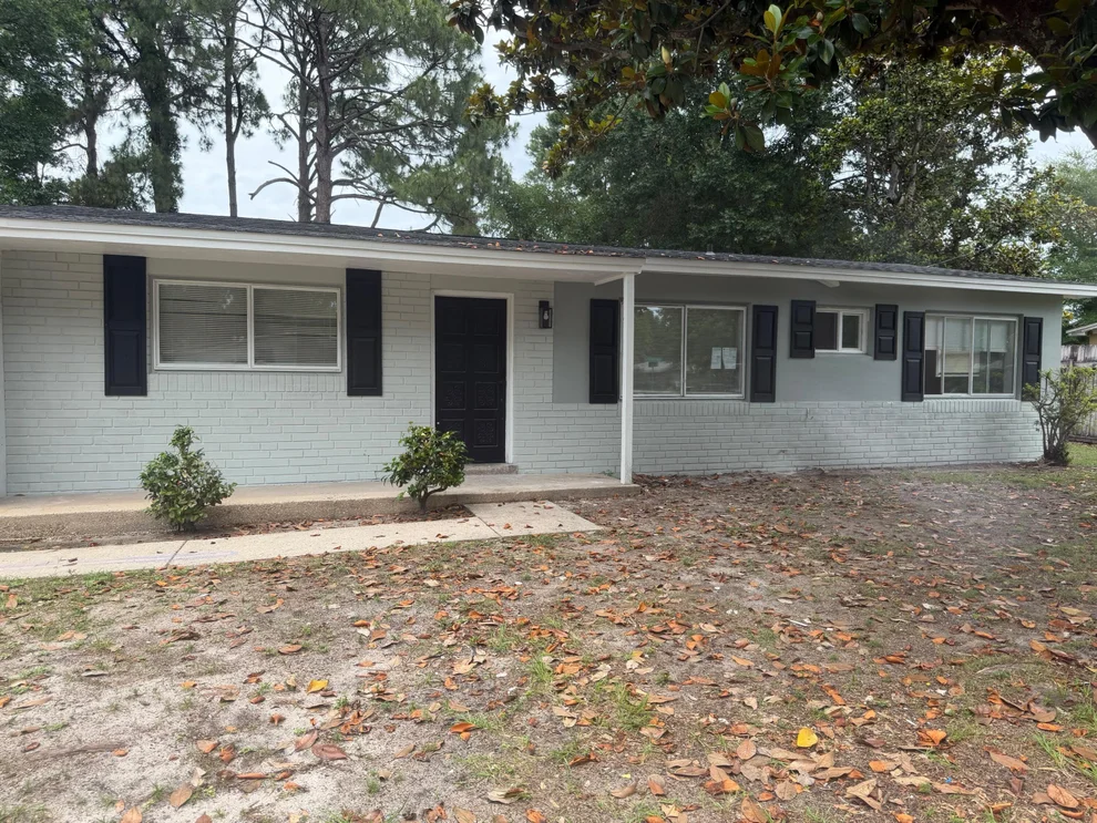 Unit for sale at 900 Bryn Mawr Boulevard, Mary Esther, FL 32569