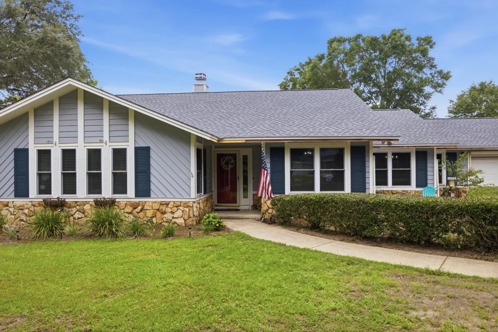 Unit for sale at 406 Greenwood Way, Niceville, FL 32578
