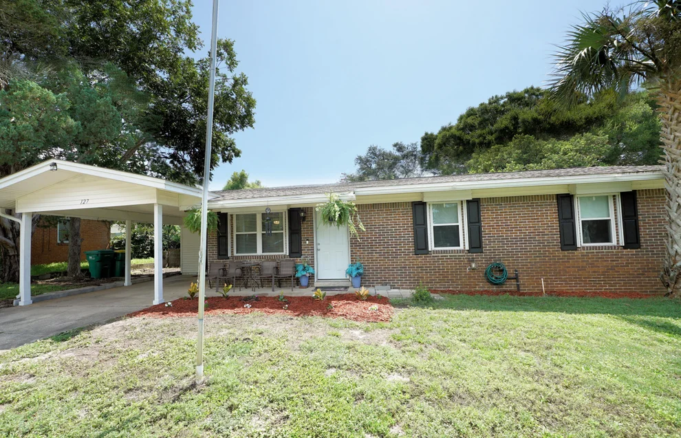 Unit for sale at 127 Pryor Drive, Mary Esther, FL 32569