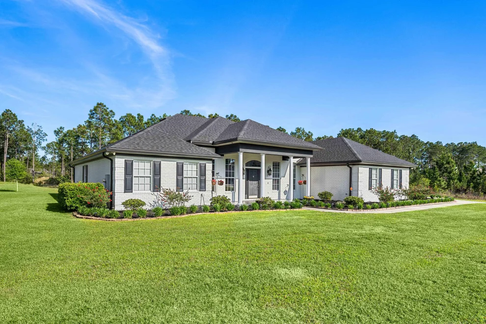 Unit for sale at 492 E Club House Drive, Freeport, FL 32439