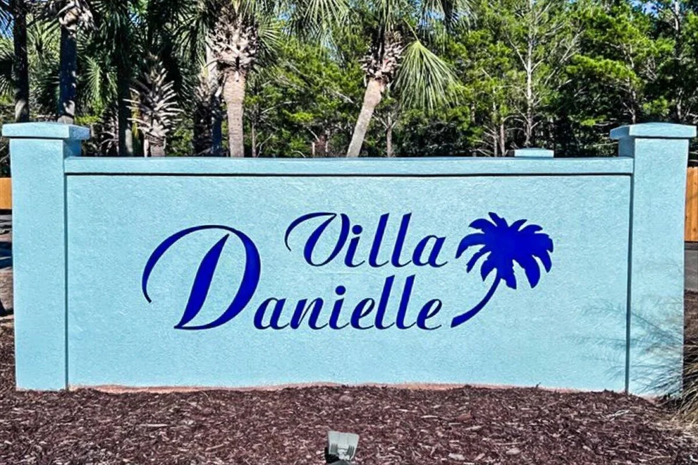 Unit for sale at 2737 Bay Club Drive, Navarre, FL 32566
