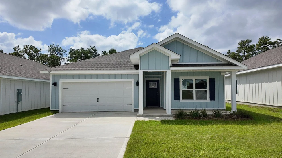 Unit for sale at 5859 Tripletail Drive, Milton, FL 32583
