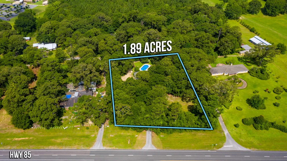 Unit for sale at 5740 N Hwy 85, Crestview, FL 32536