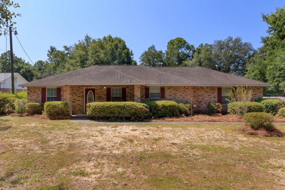 Unit for sale at 6049 Mayberry Lane, Milton, FL 32570