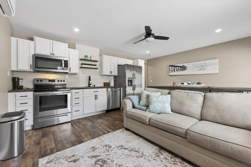 Unit for sale at 60 Mcdaniels Fishcamp Road, Freeport, FL 32439