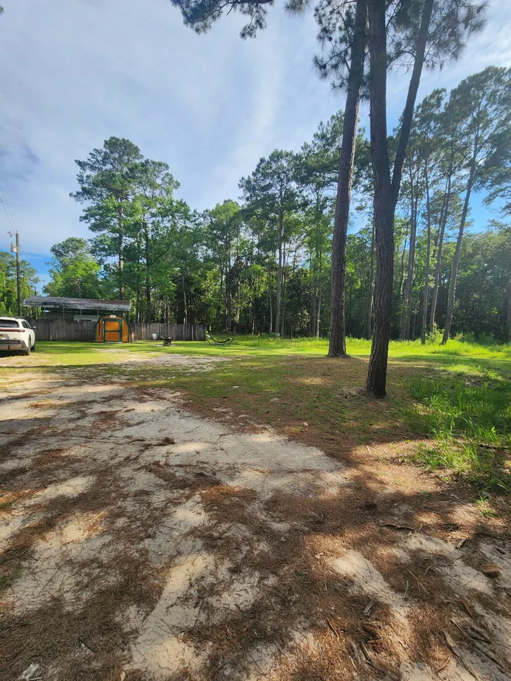 Unit for sale at 540 Smokehouse Lake Road, Ponce De Leon, FL 32455