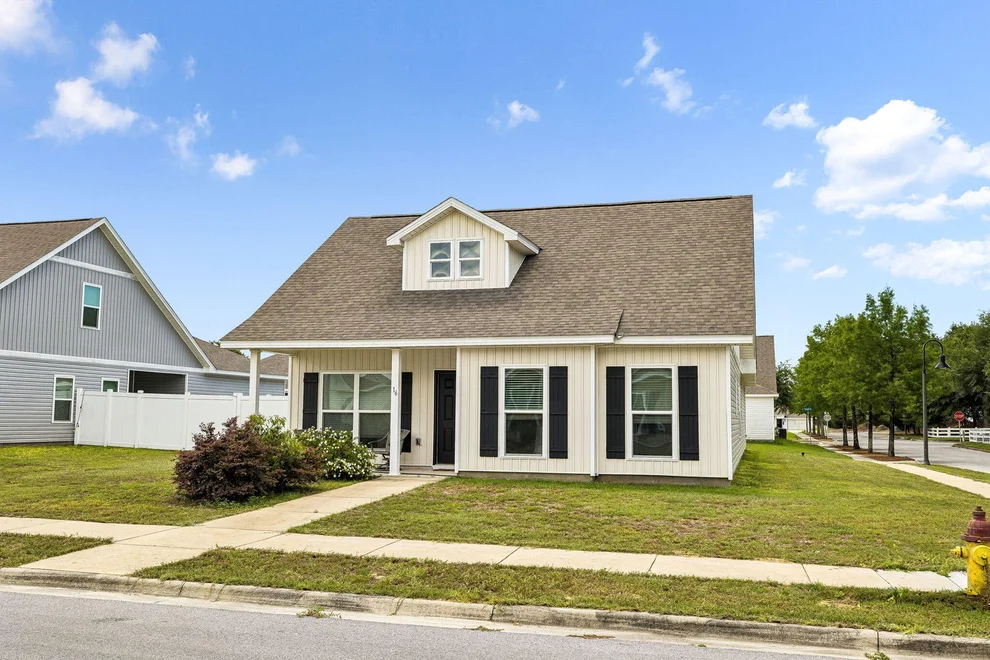 Unit for sale at 16 Woodsorrel Street, Freeport, FL 32439