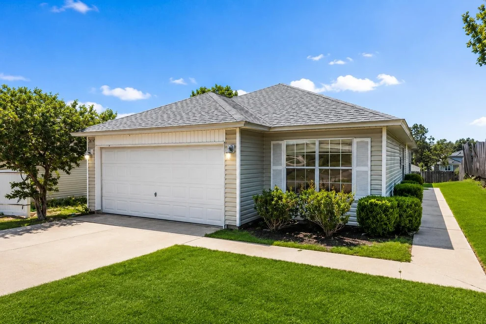 Unit for sale at 127 Nivana Drive, Crestview, FL 32536