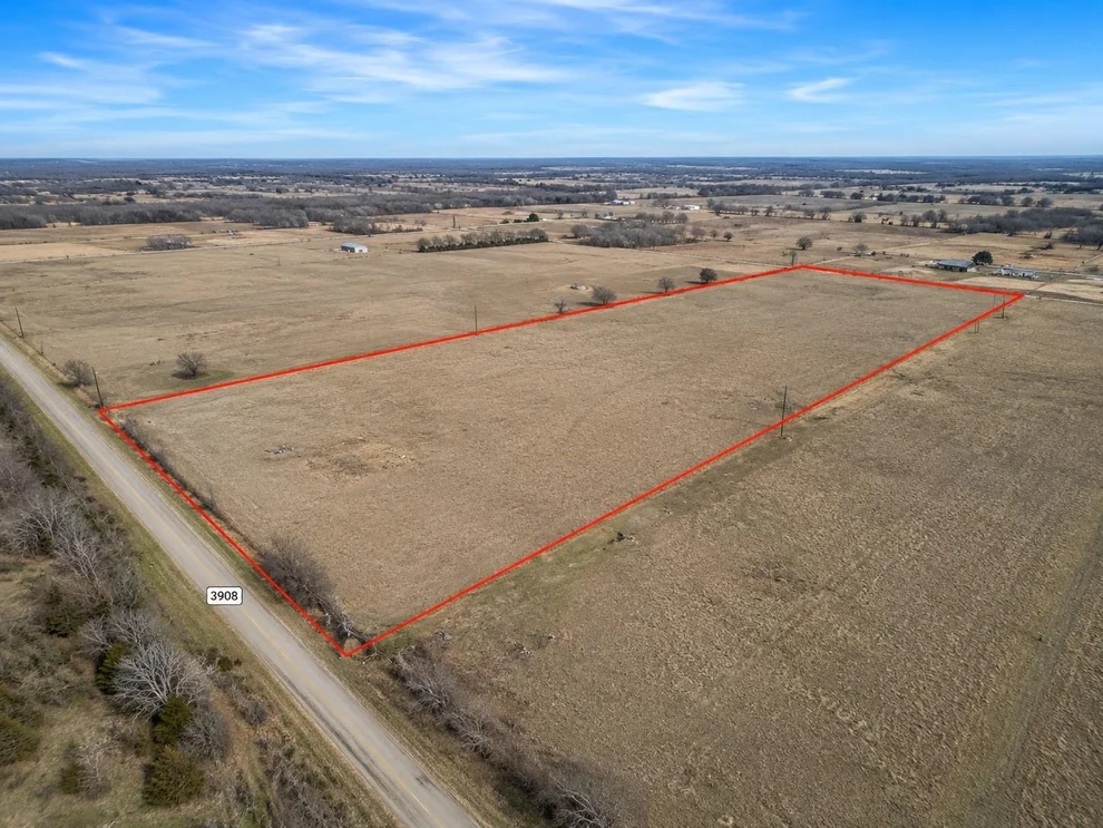 Unit for sale at 2043 CO RD 3908, Wills Point, TX 75169