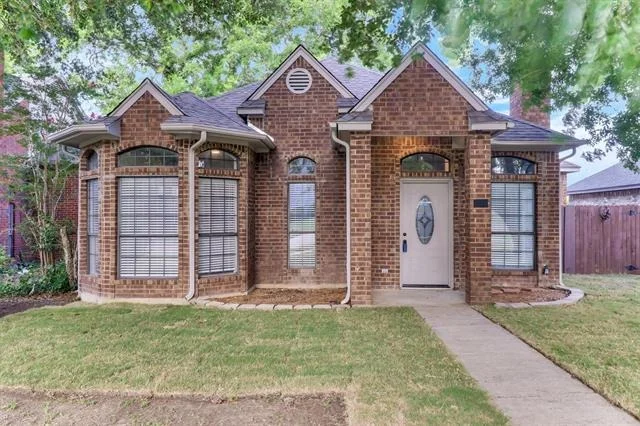 Unit for sale at 111 Homestead Drive, Lancaster, TX 75146