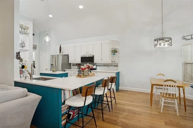 Unit for sale at 6929 Levelland Road, Dallas, TX 75252