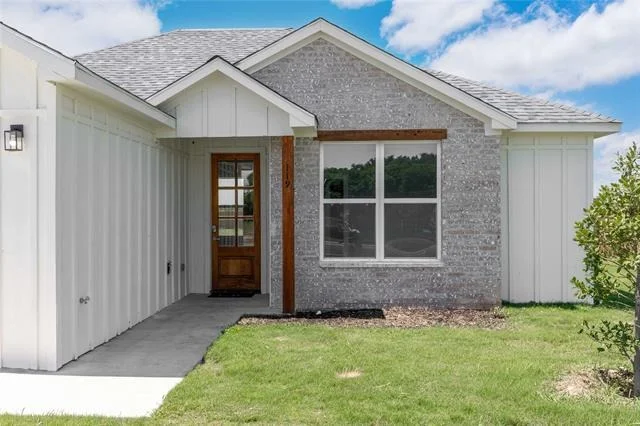 Unit for sale at 119 Gunner Trail, Early, TX 76802
