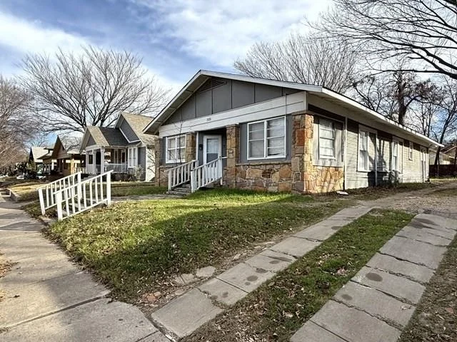 Unit for sale at 2115 Hurley Avenue, Fort Worth, TX 76110
