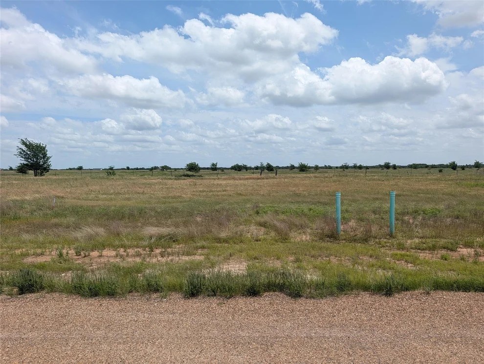 Unit for sale at 1107 Skyline Street, Mabank, TX 75147