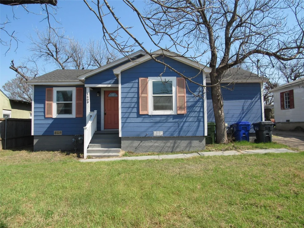 Unit for sale at 1609 N 18th Street, Waco, TX 76707