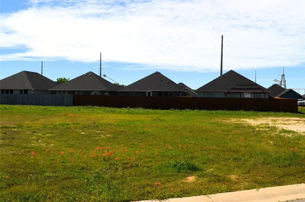 Unit for sale at 317 Preston Road, Mabank, TX 75147