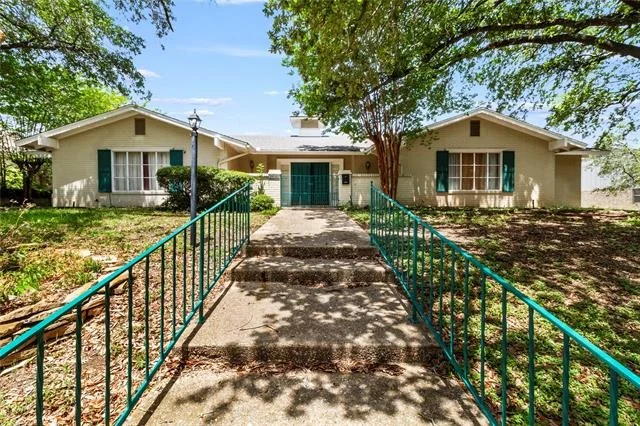 Unit for sale at 2641 Woodmont Circle, Waco, TX 76710