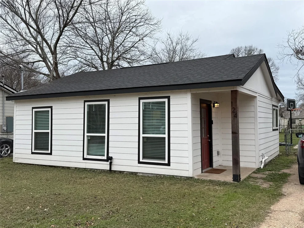 Unit for sale at 124 Cedar Street, Waco, TX 76705