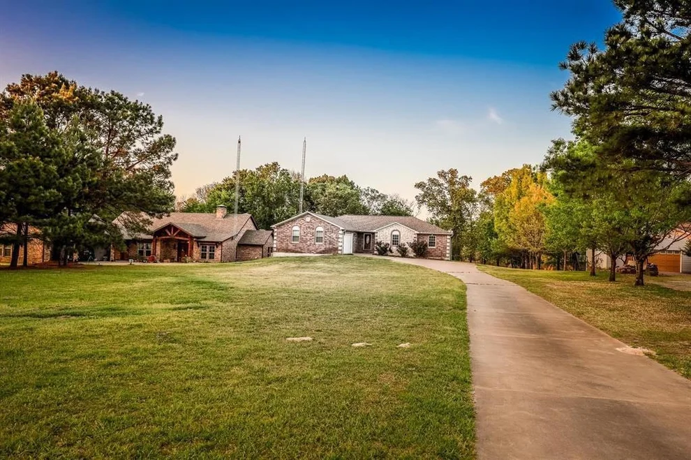 Unit for sale at 600 CR 1503, Alba, TX 75410