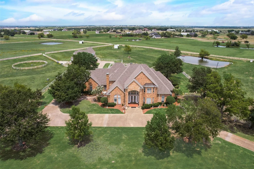 Unit for sale at 2251 English Road, Rockwall, TX 75032