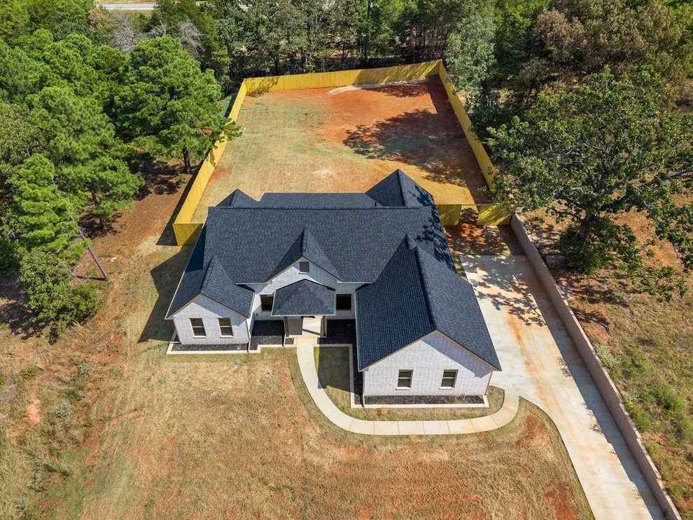 Unit for sale at 19682 Dove Ridge Drive, Lindale, TX 75771