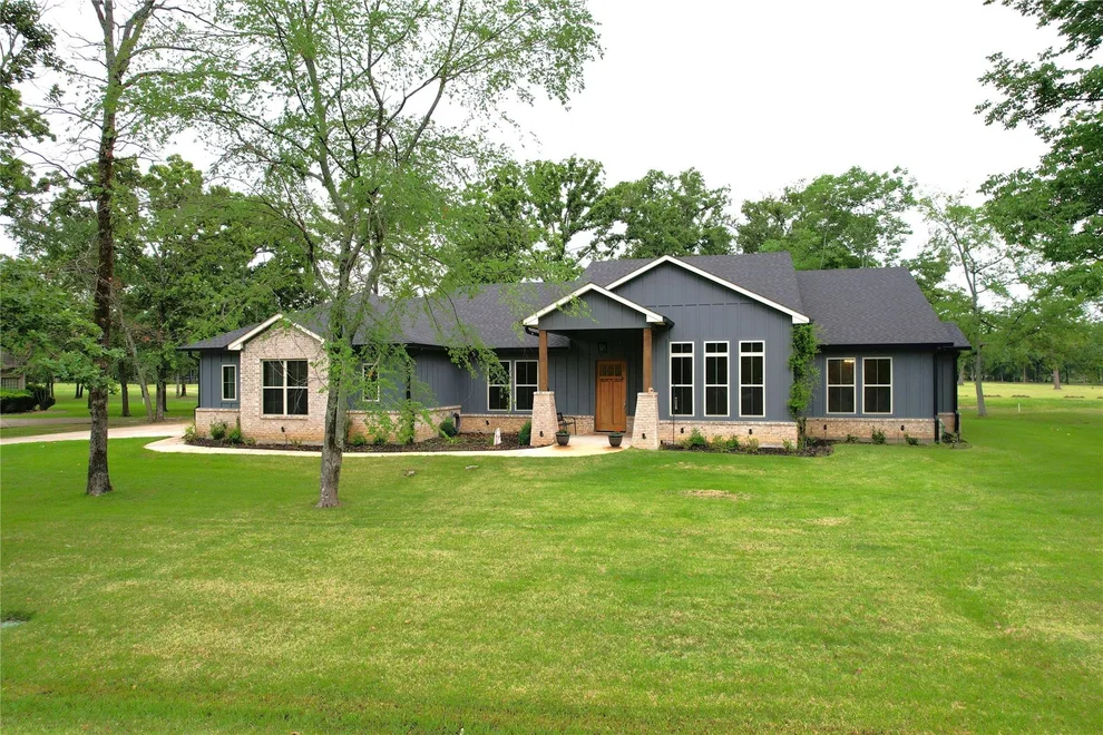 Unit for sale at 297 Private Road 5982, Yantis, TX 75497