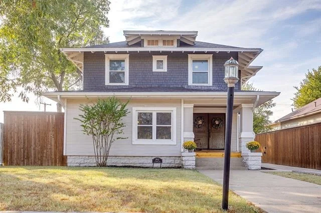 Unit for sale at 2912 S Jennings Avenue S, Fort Worth, TX 76110