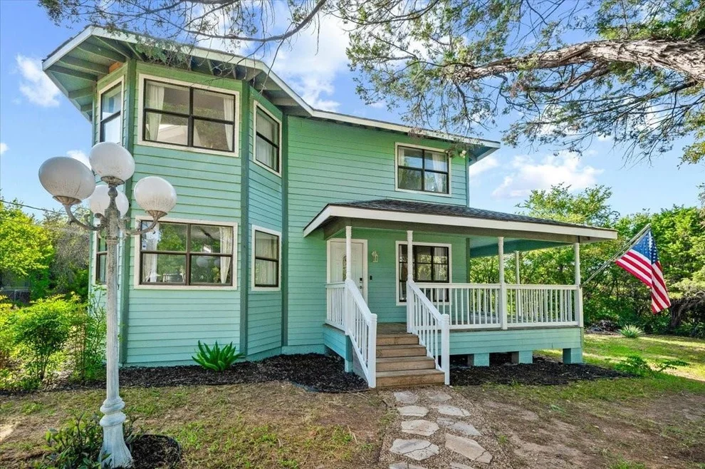 Unit for sale at 2704 Canyon Trail, Granbury, TX 76048