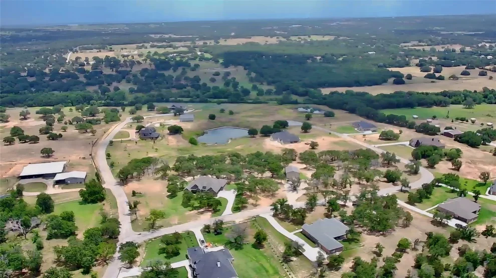 Unit for sale at 328 Arborview Drive, Weatherford, TX 76088