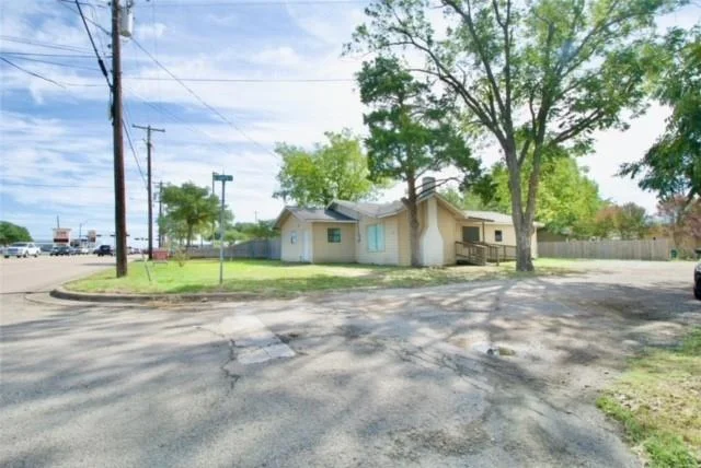 Unit for sale at 816 E Milam Street, Mexia, TX 76667