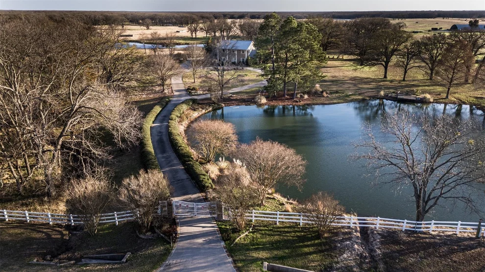 Unit for sale at 6569 Fm 2947, Quinlan, TX 75474