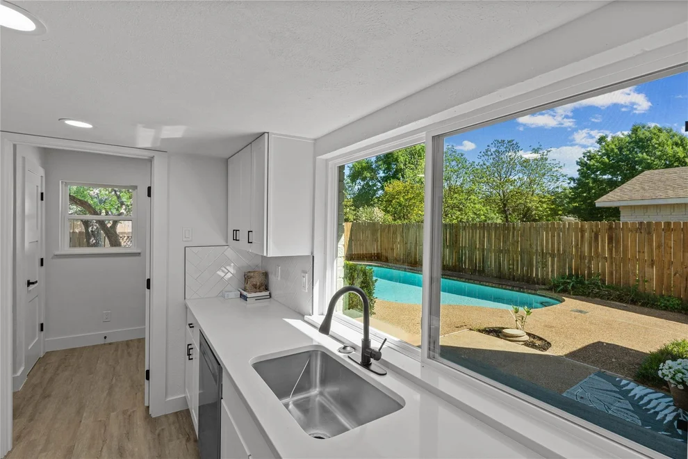Unit for sale at 8617 Baumgarten Drive, Dallas, TX 75228