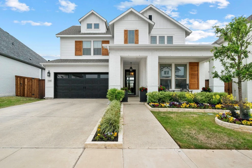 Unit for sale at 2325 Offerande Drive, Fort Worth, TX 76008